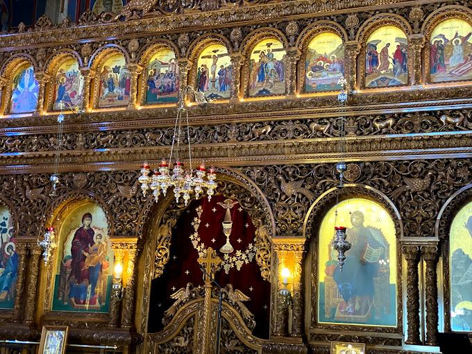 Ιερός Ναός Αγίας Τριάδος Νέα Κηφισιά Εκκλησία
