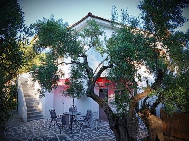 ενοικιαζόμενα δωμάτια Ακτή Λαγόμανδρα