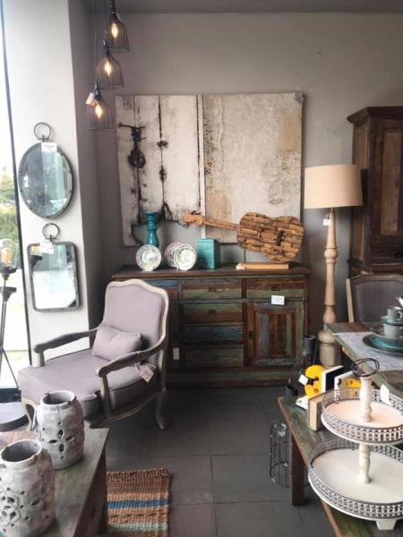 Pallet Stores AE - Εμπόριο επίπλων οικιακών ειδών - Χαλάνδρι