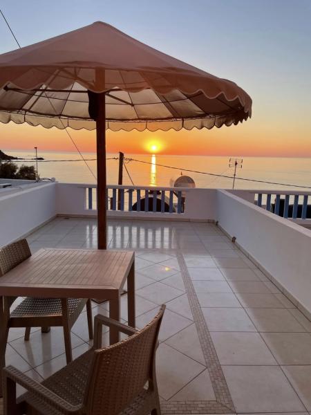 Restaurant & Studios To Votsalo Κάρπαθος