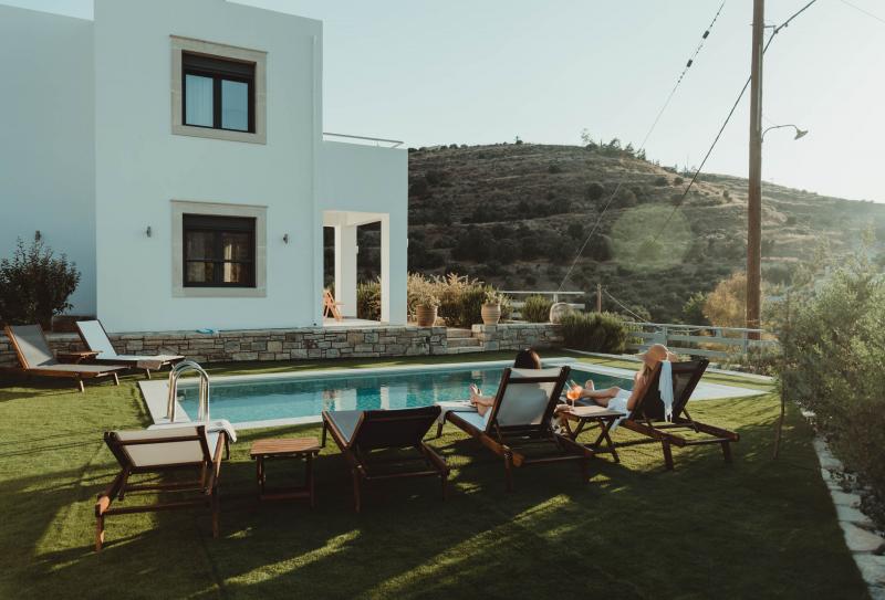 Villa Rechtra - Ενοικιαζόμενες βίλες - Καμηλάρι