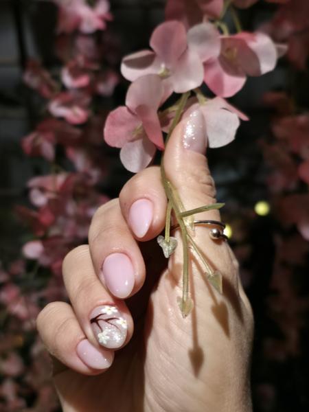 Golden Swan Nails - Μανικιούρ Πεντικιούρ - Μοσχάτο