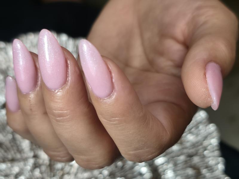 Golden Swan Nails - Μανικιούρ Πεντικιούρ - Μοσχάτο